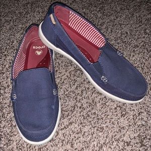 🐝 Crocs Slide On Shoes